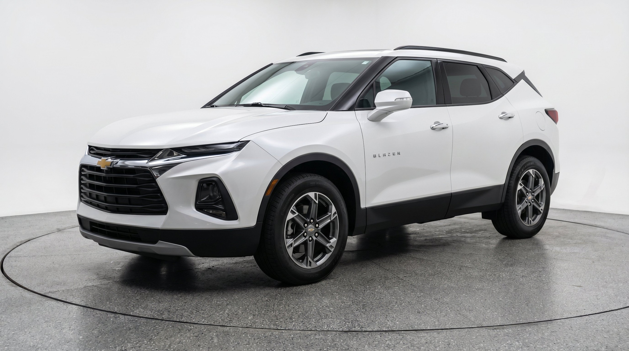 Thumbnail: 2026 Chevrolet Blazer - 3