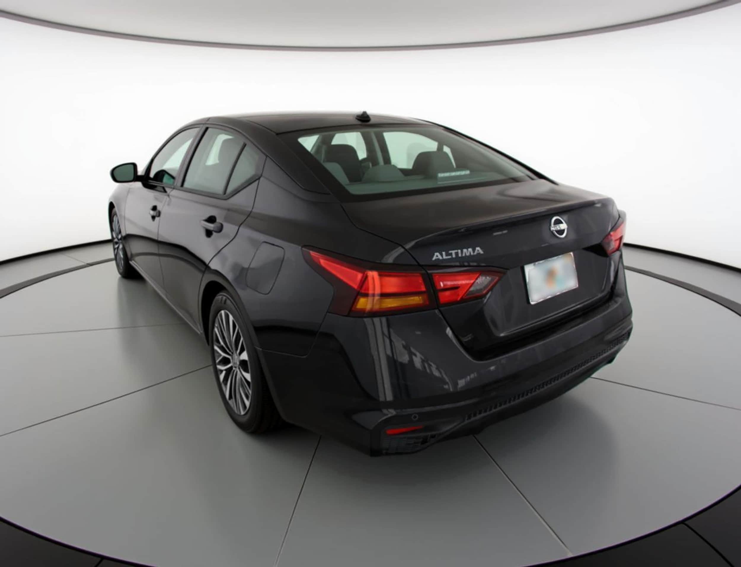 Thumbnail: 2025 Nissan Altima - 5