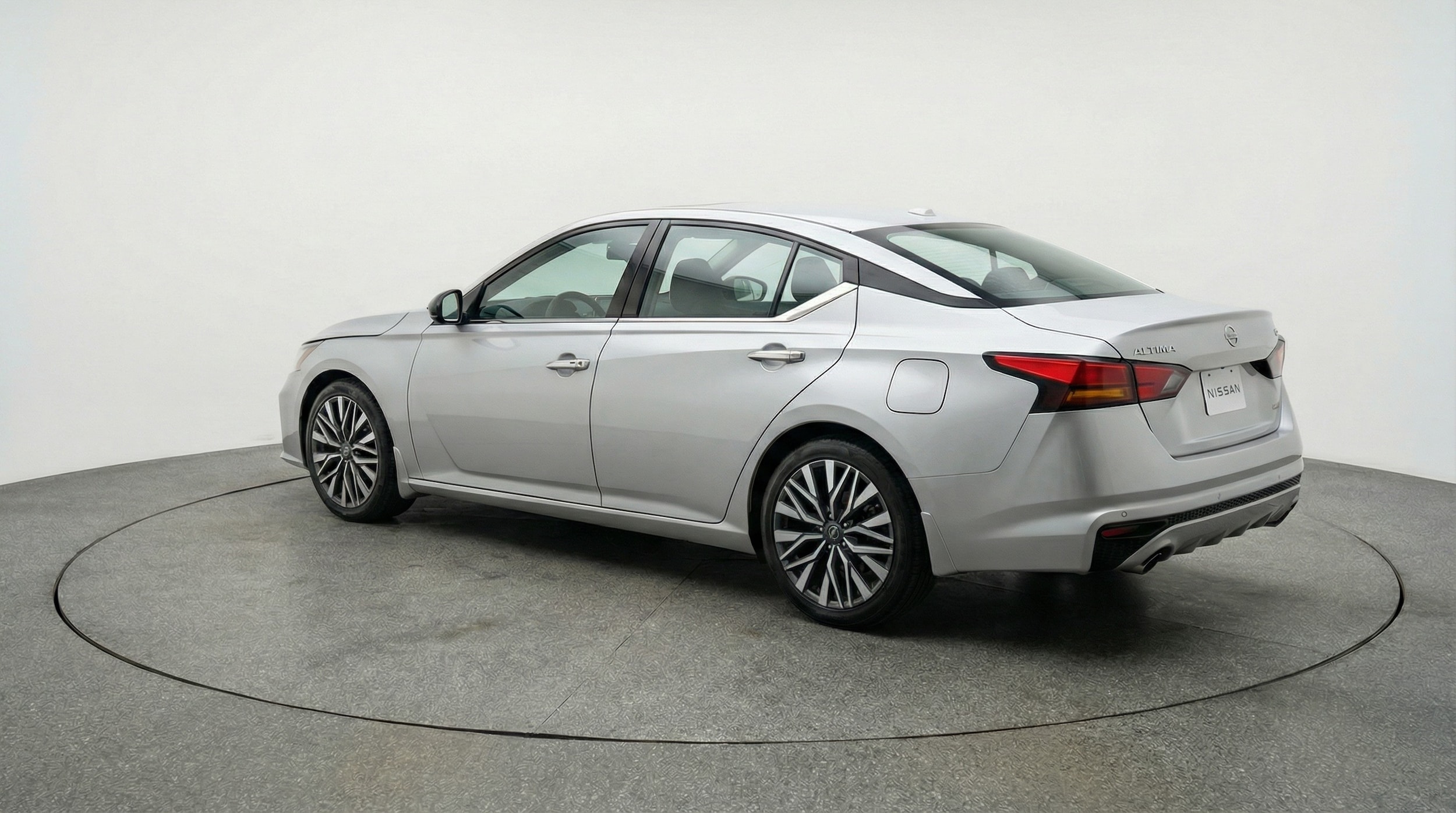 Thumbnail: 2025 Nissan Altima - 5