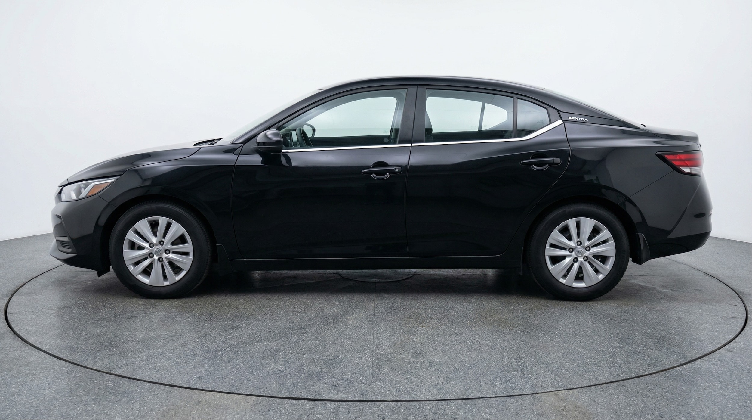 Thumbnail: 2025 Nissan Sentra - 4