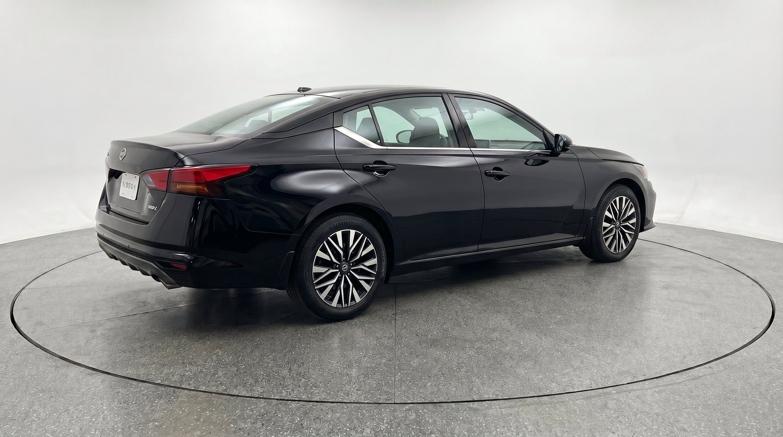 Thumbnail: 2026 Nissan Altima - 9