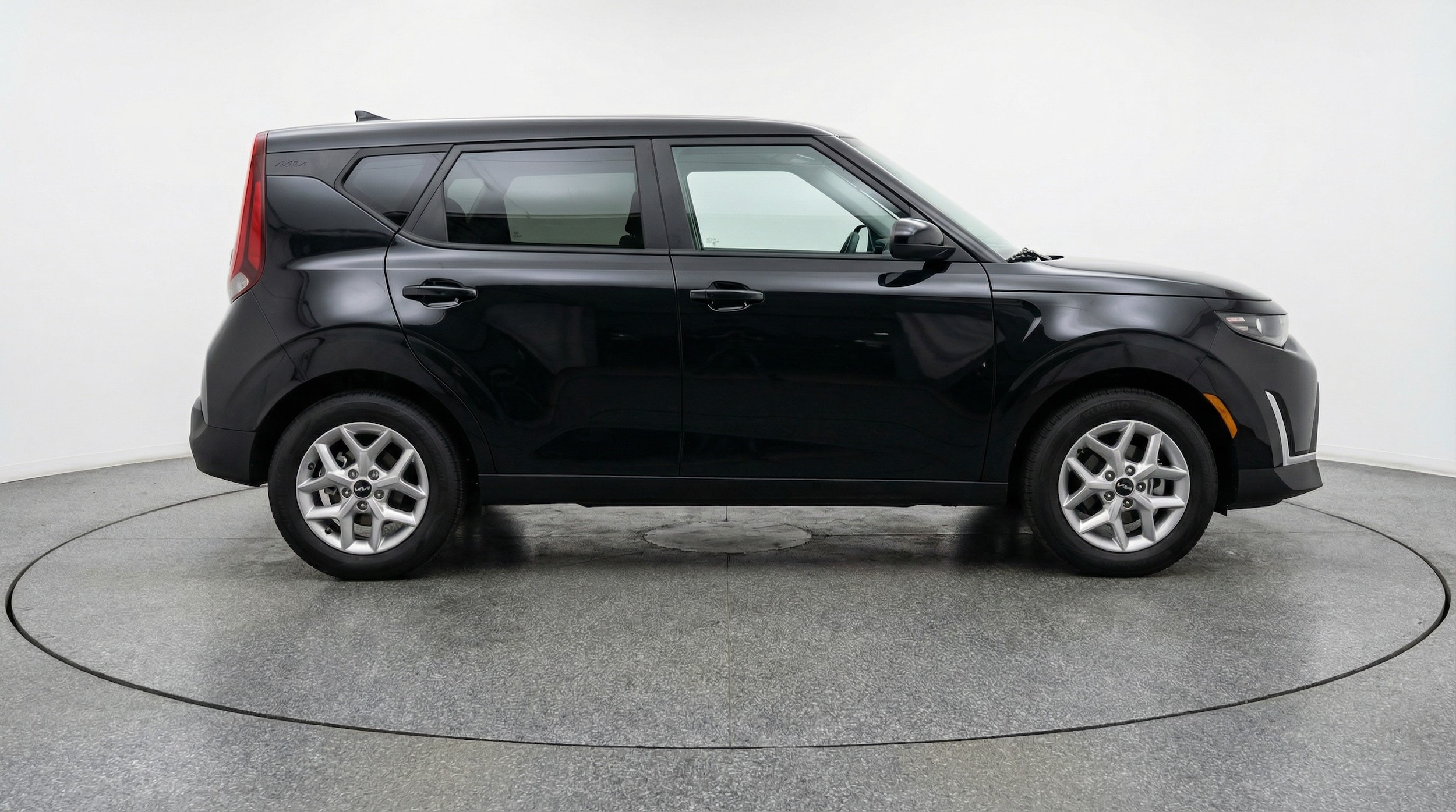 Thumbnail: 2025 Kia Soul - 8