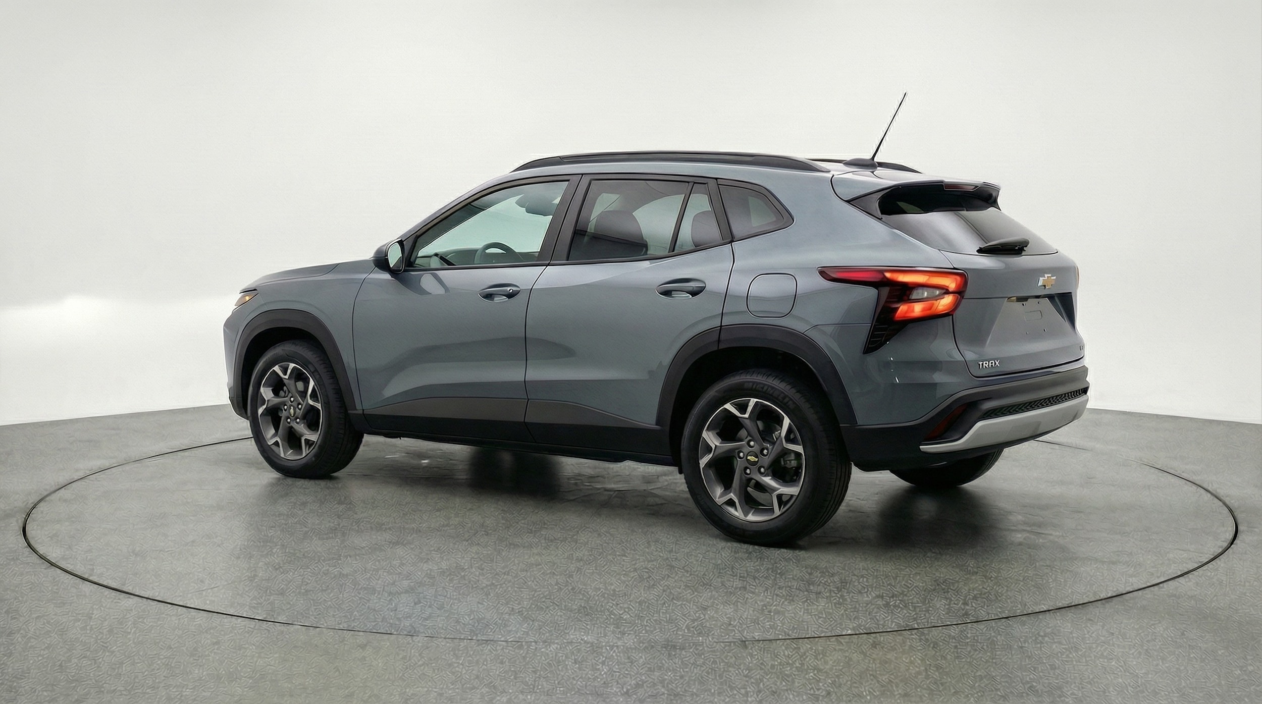 Thumbnail: 2025 Chevrolet Trax - 5