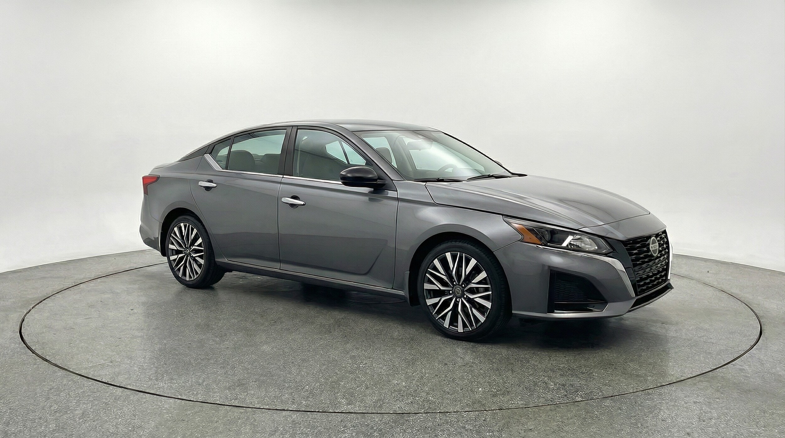 Thumbnail: 2025 Nissan Altima - 1