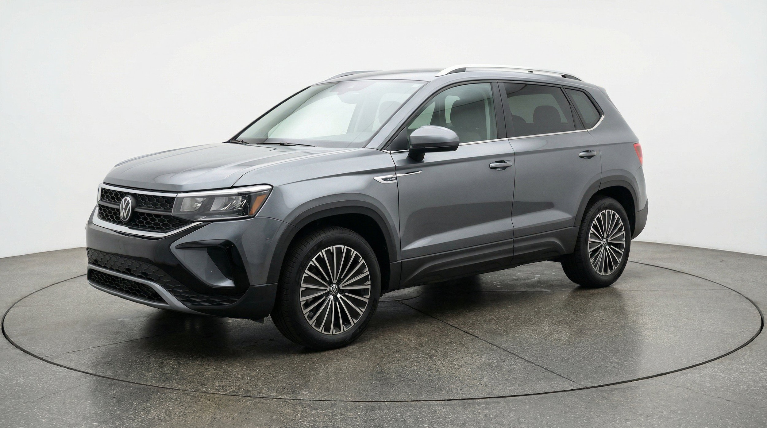 Thumbnail: 2026 Volkswagen Taos - 3