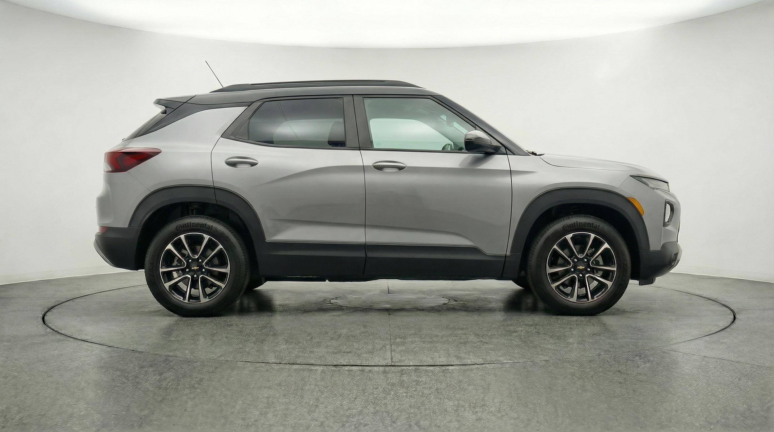 Thumbnail: 2025 Chevrolet TrailBlazer - 8