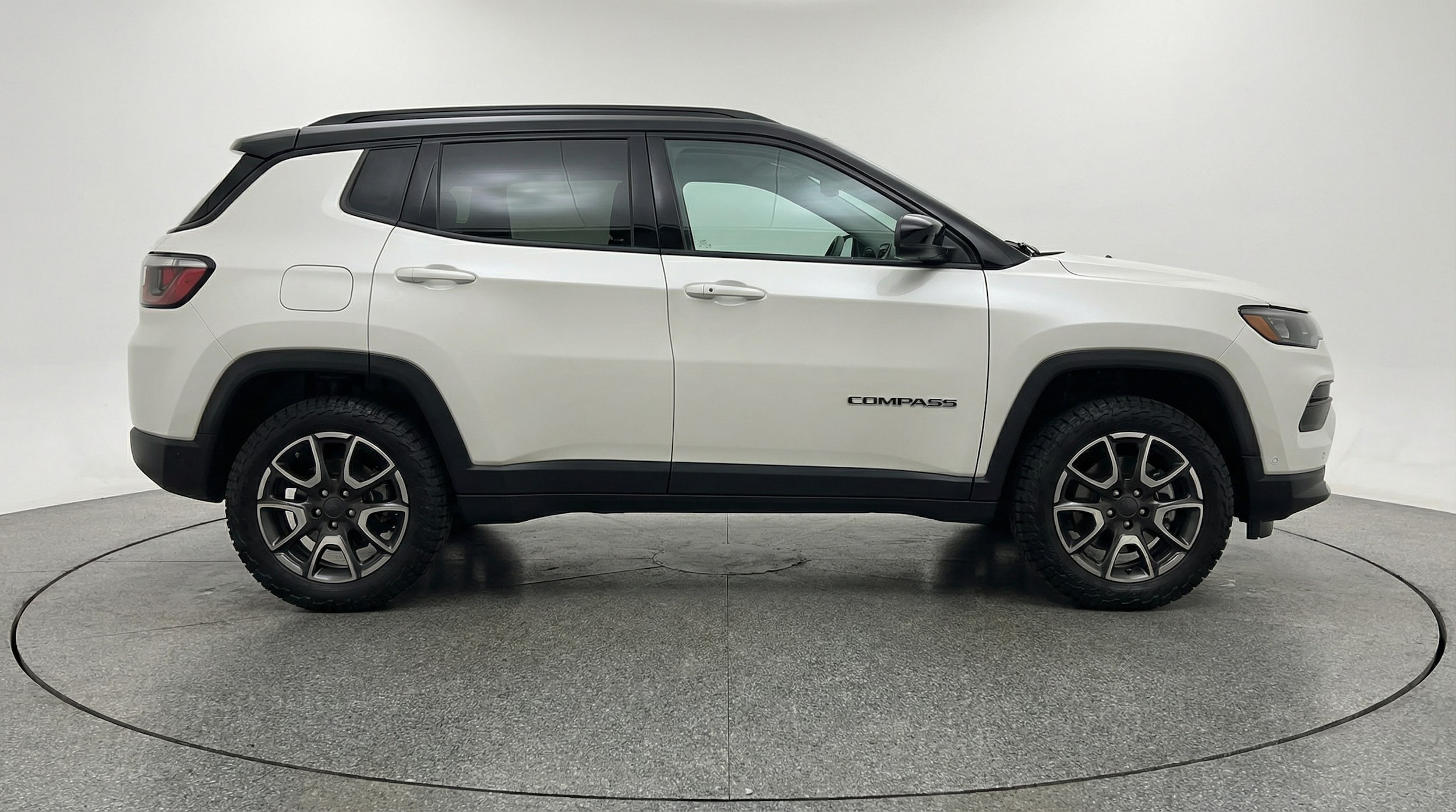 Thumbnail: 2025 Jeep Compass - 8