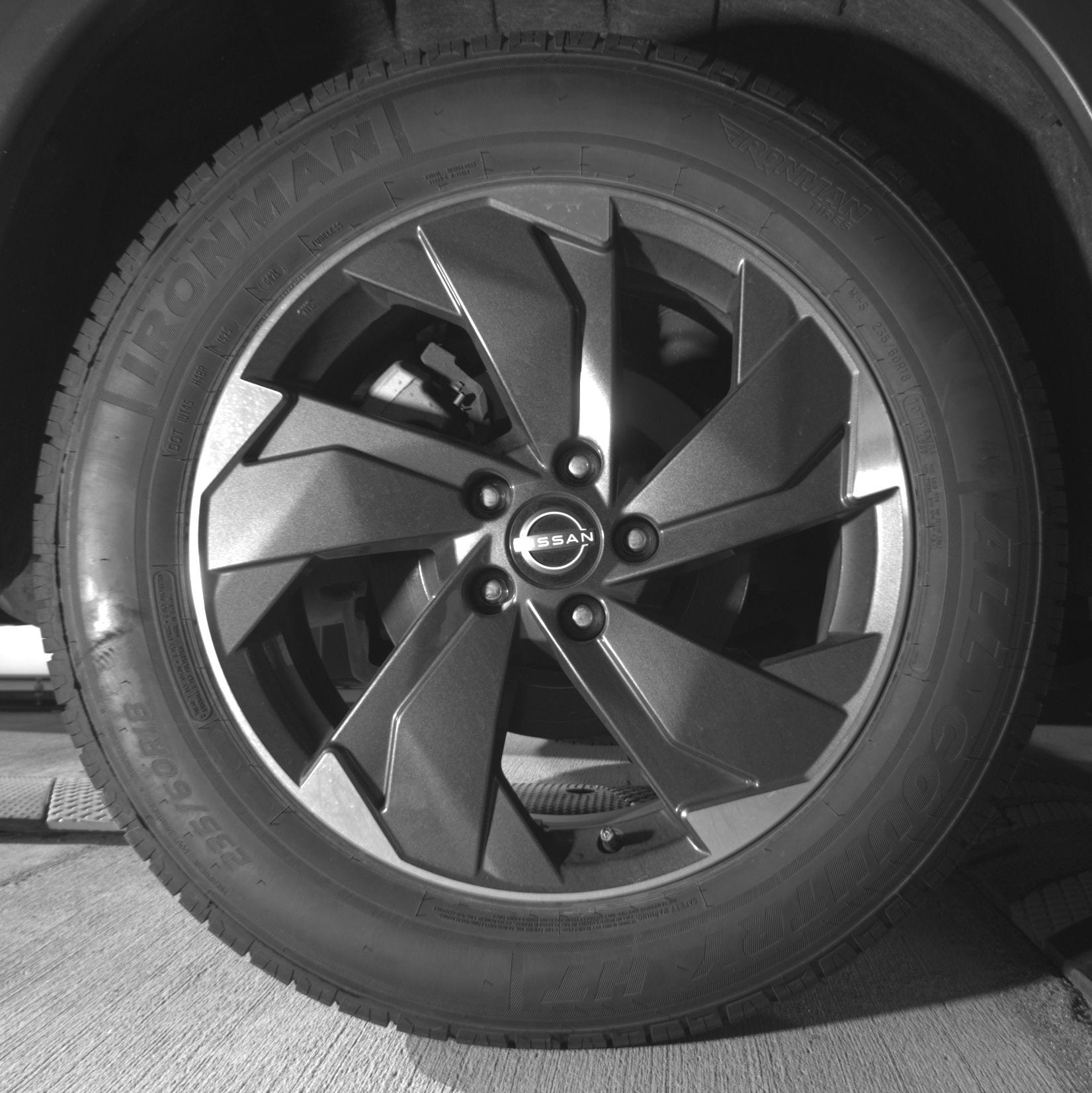 Thumbnail: 2025 Nissan Rogue - 12