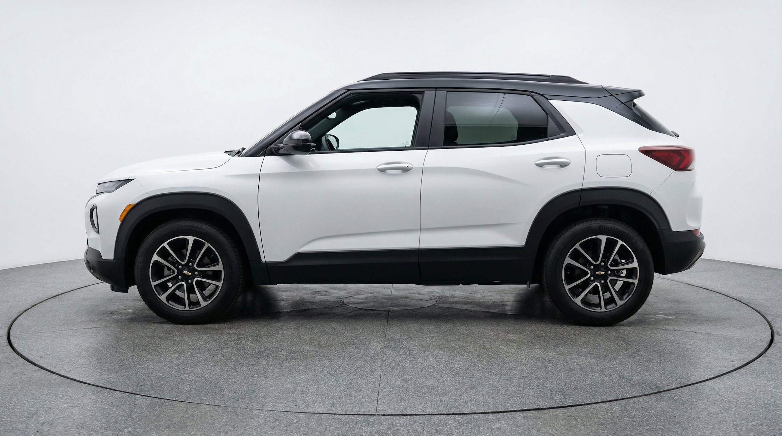 Thumbnail: 2025 Chevrolet TrailBlazer - 5