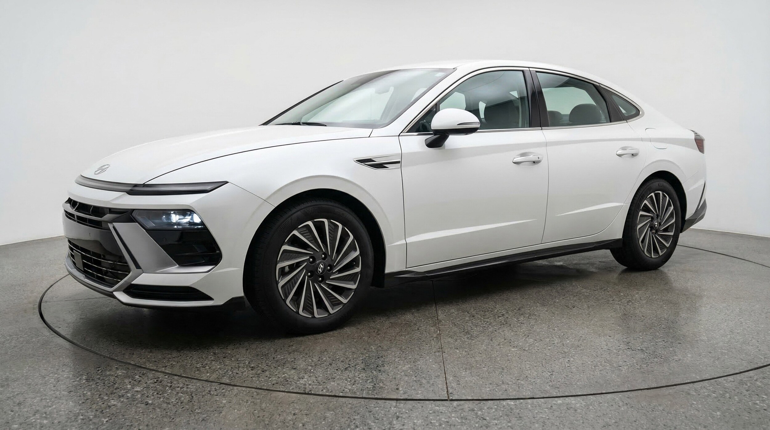 Thumbnail: 2025 Hyundai Sonata - 3