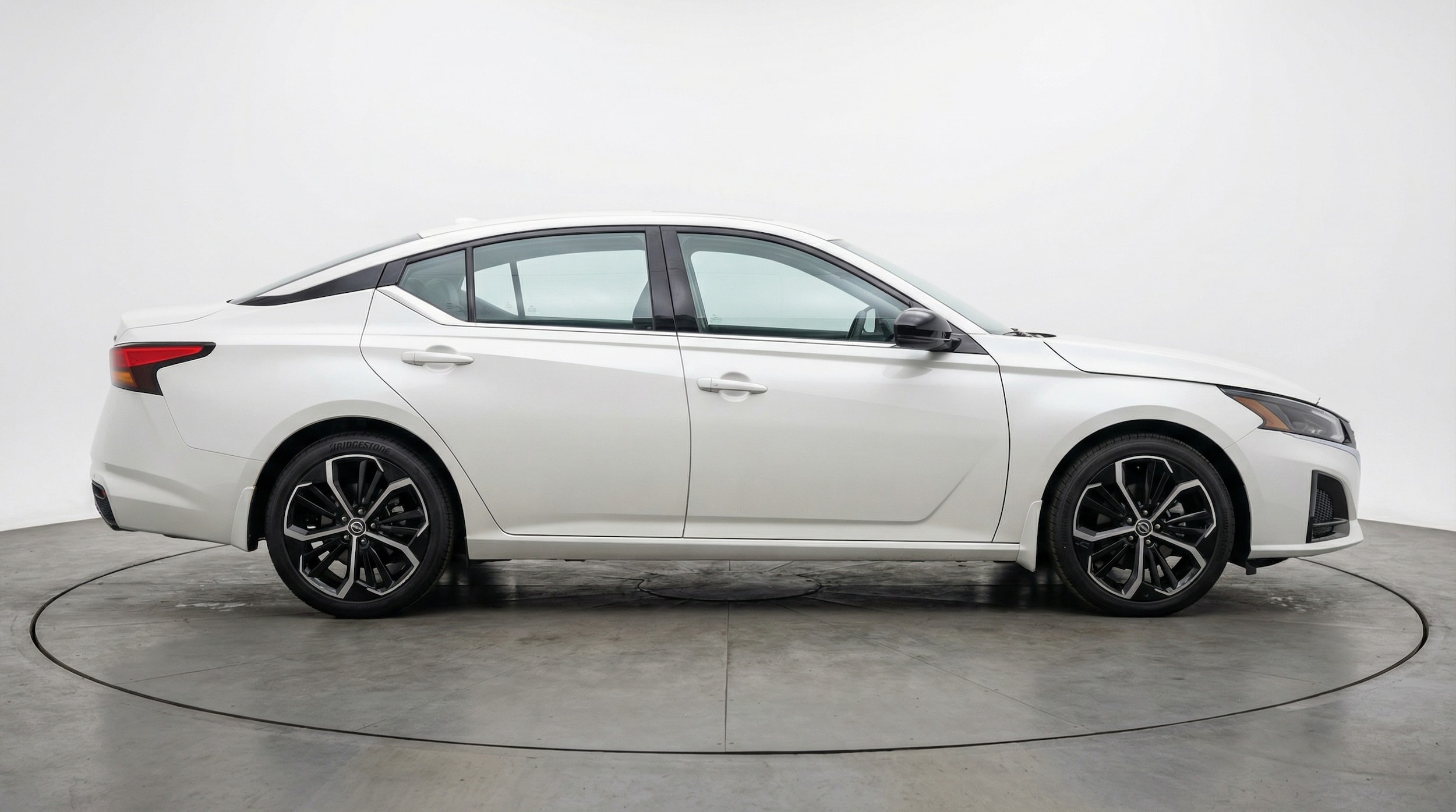 Thumbnail: 2025 Nissan Altima - 8