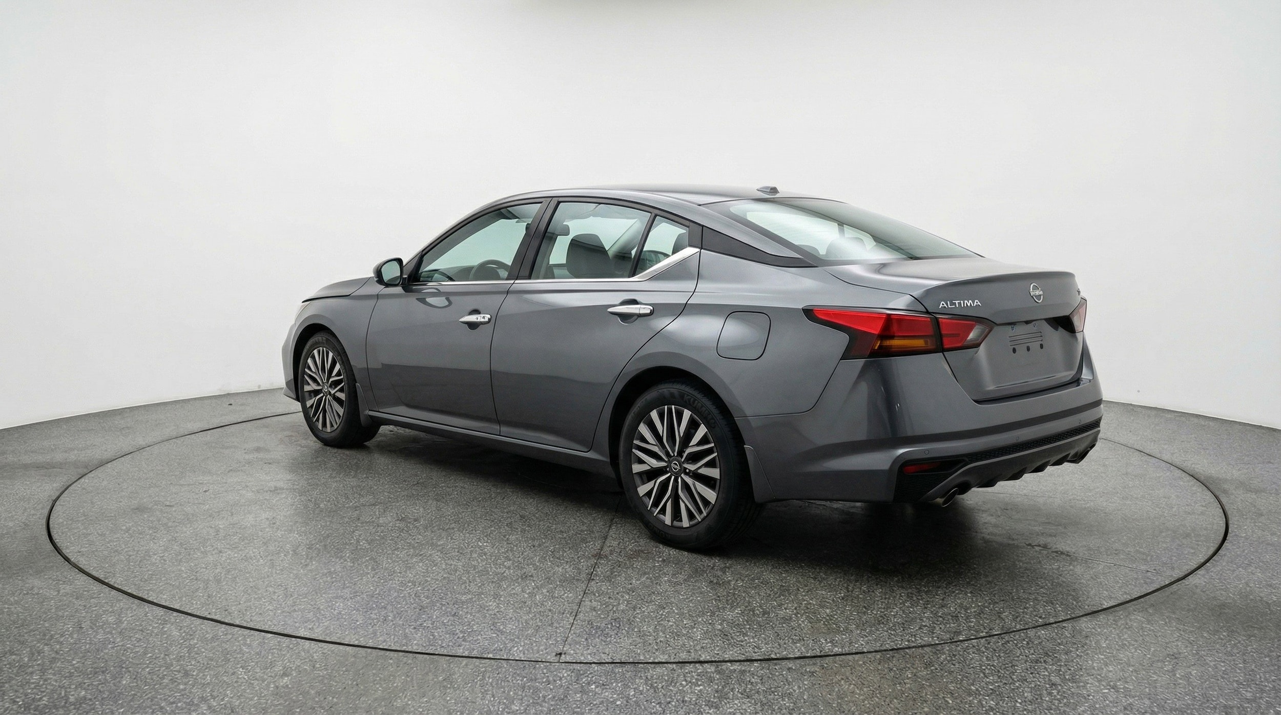 Thumbnail: 2025 Nissan Altima - 6