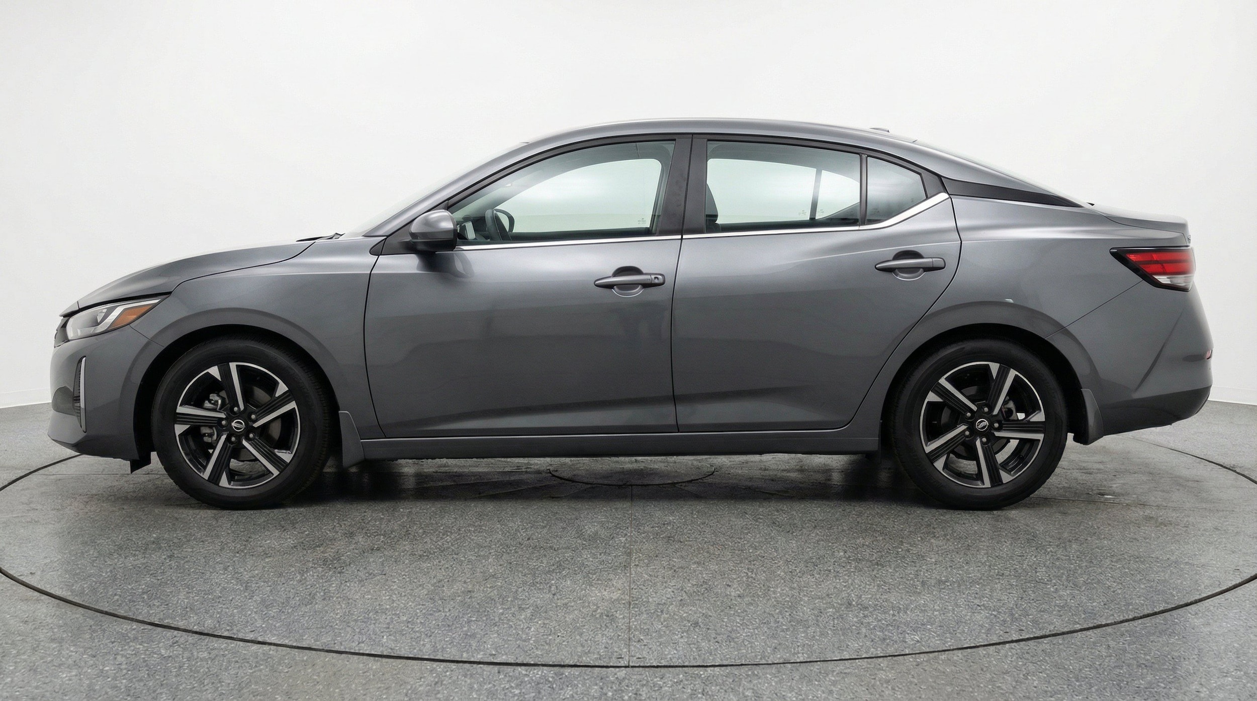 Thumbnail: 2025 Nissan Sentra - 5