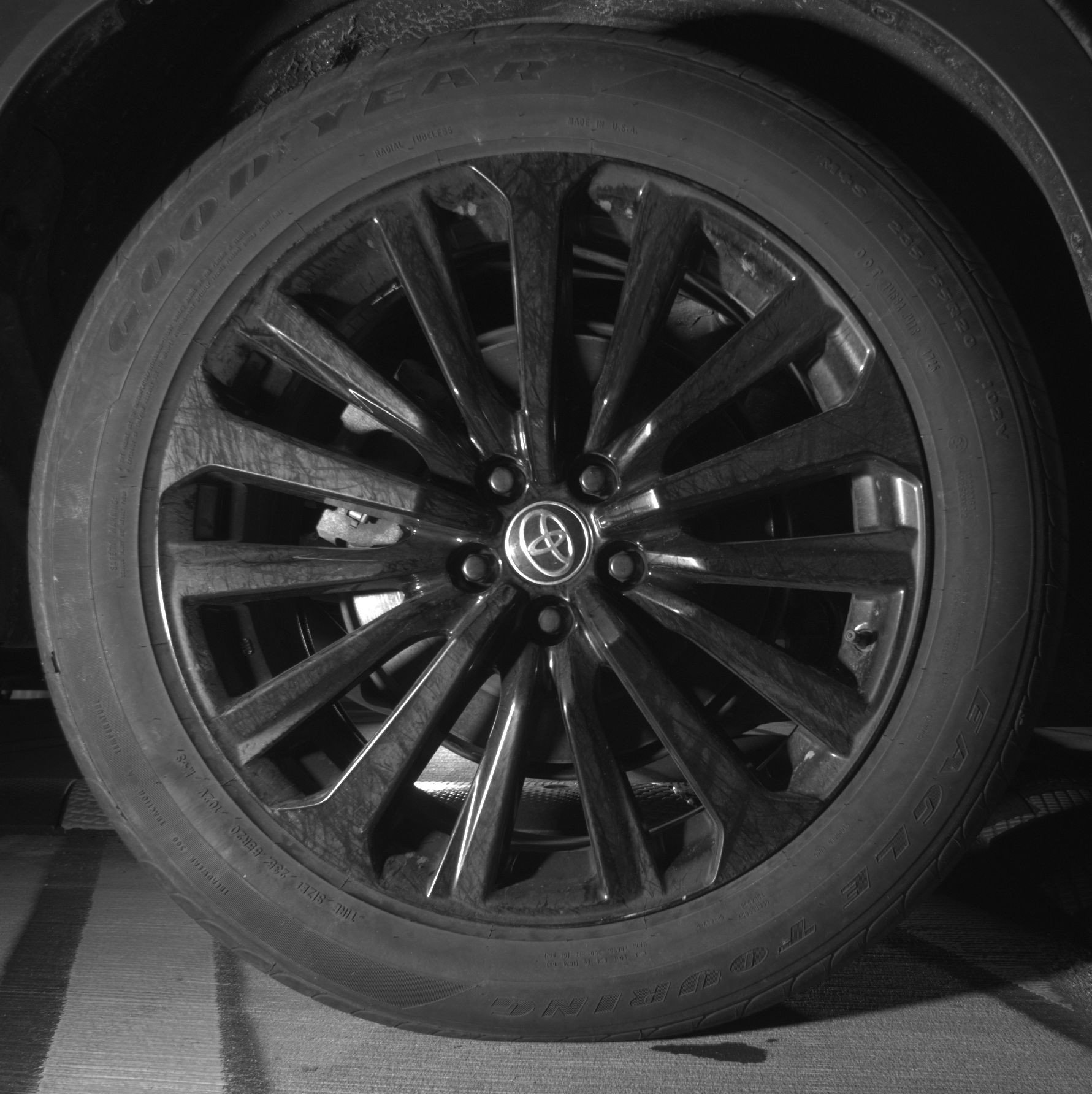 Thumbnail: 2025 Toyota Highlander - 15