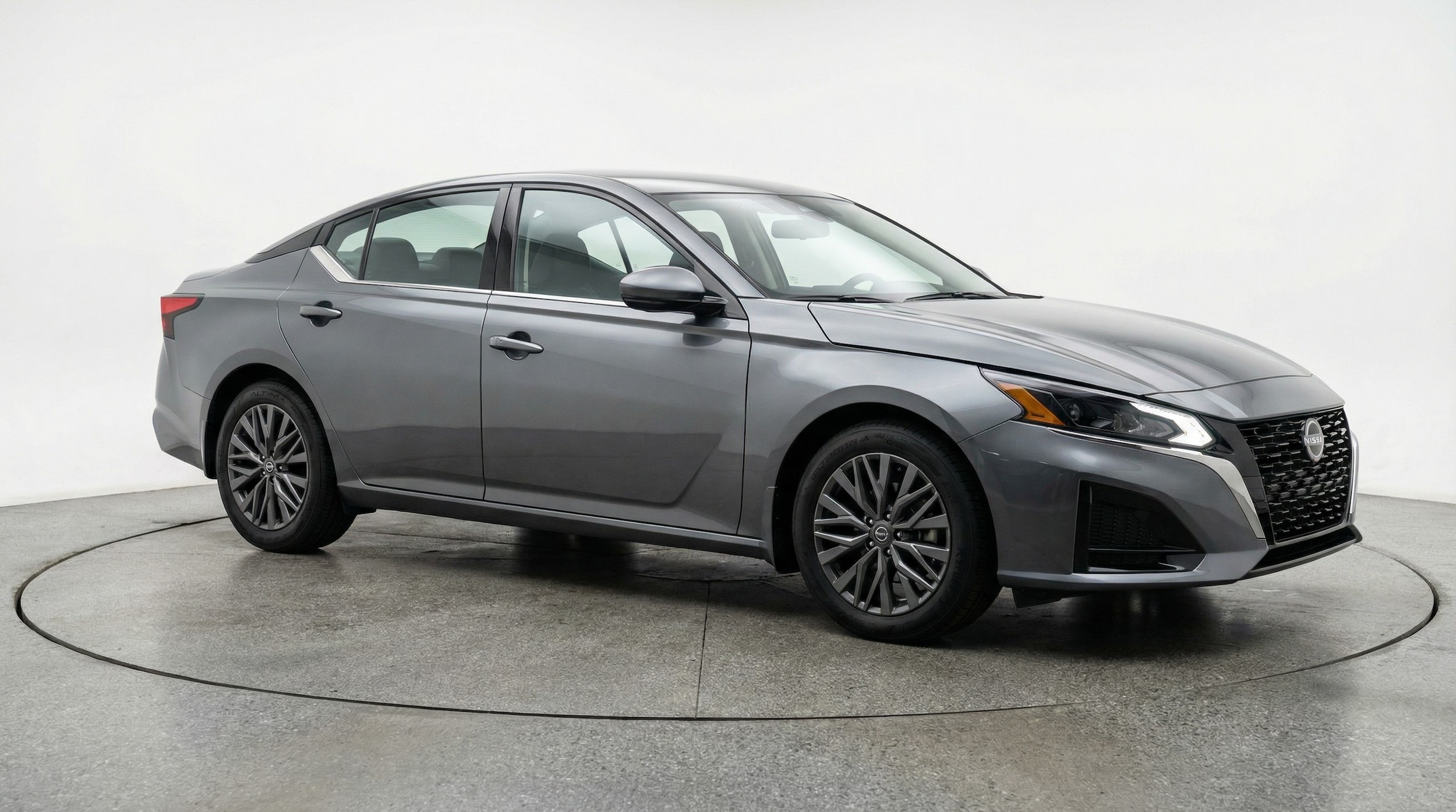 Thumbnail: 2025 Nissan Altima - 1