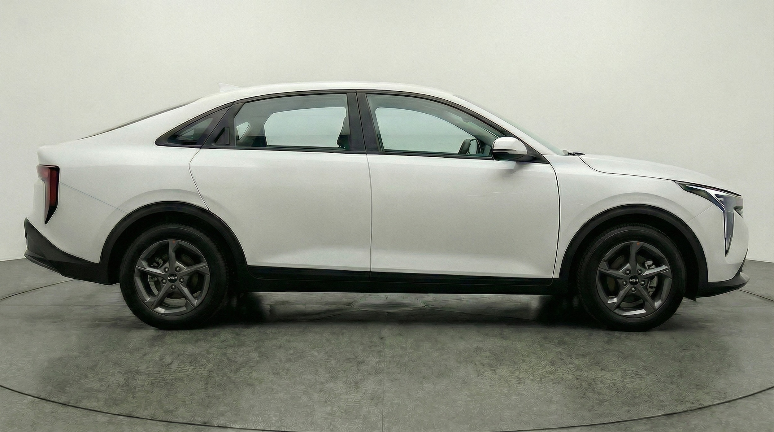 Thumbnail: 2025 Kia K4 - 8