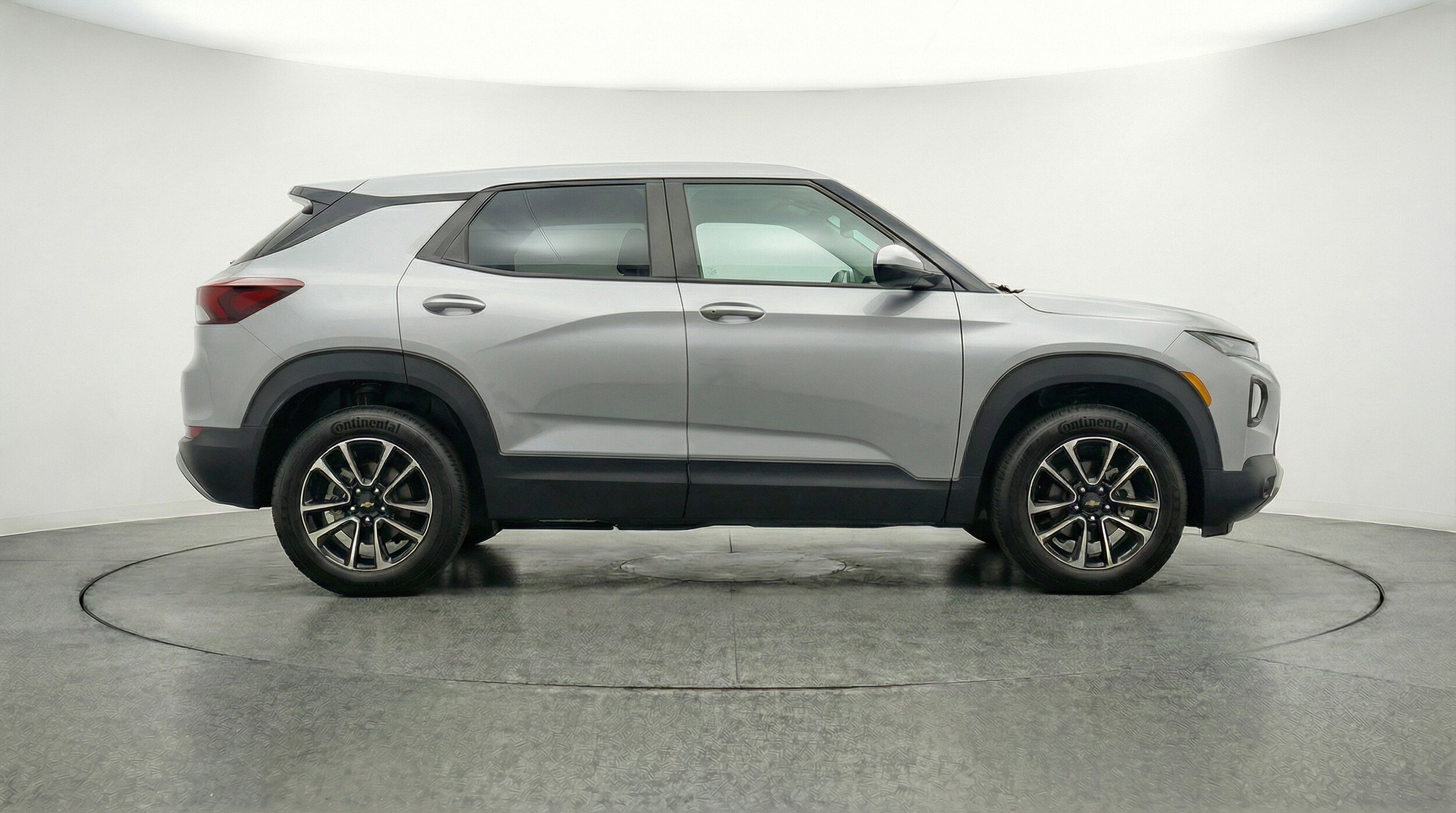 Thumbnail: 2025 Chevrolet TrailBlazer - 11