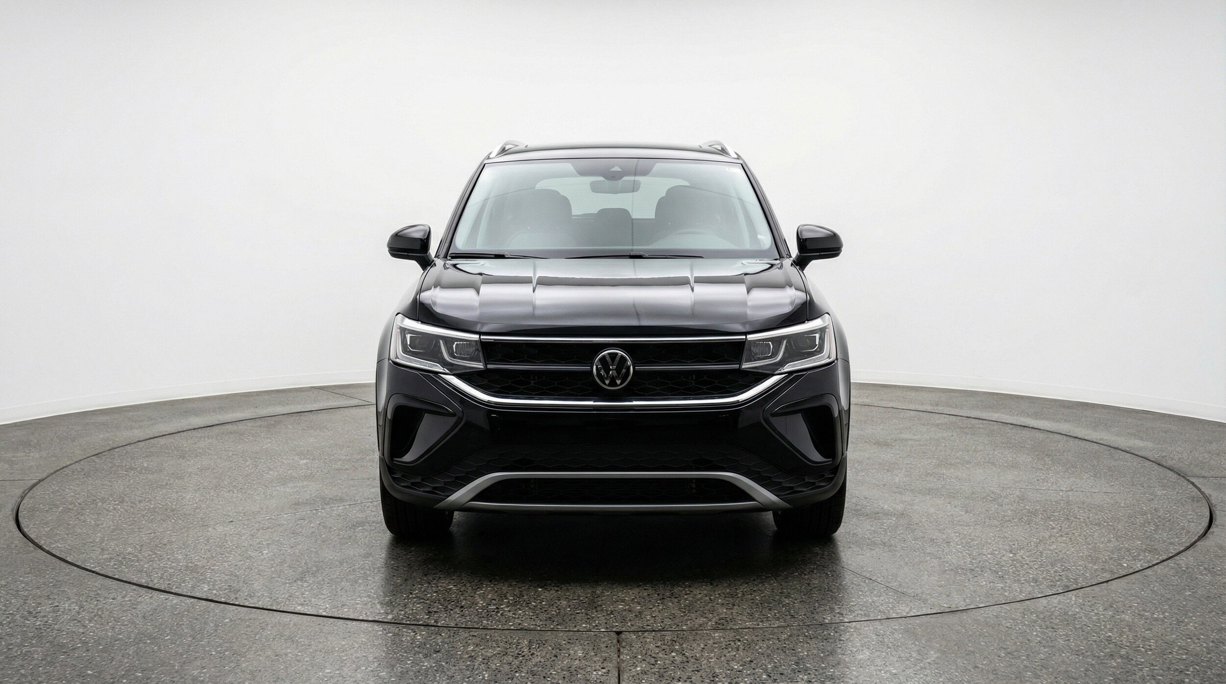 Thumbnail: 2025 Volkswagen Taos - 2