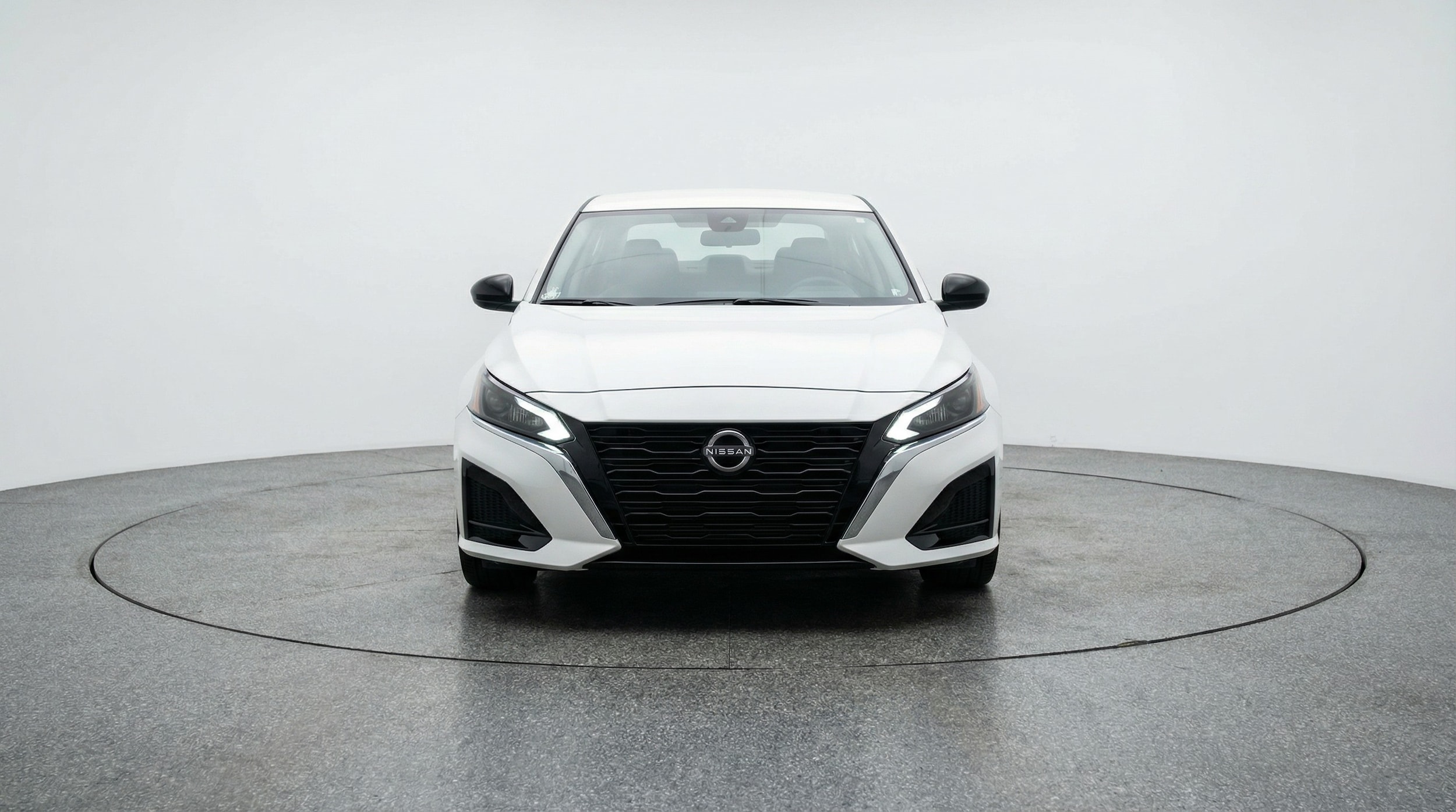 Thumbnail: 2025 Nissan Altima - 2