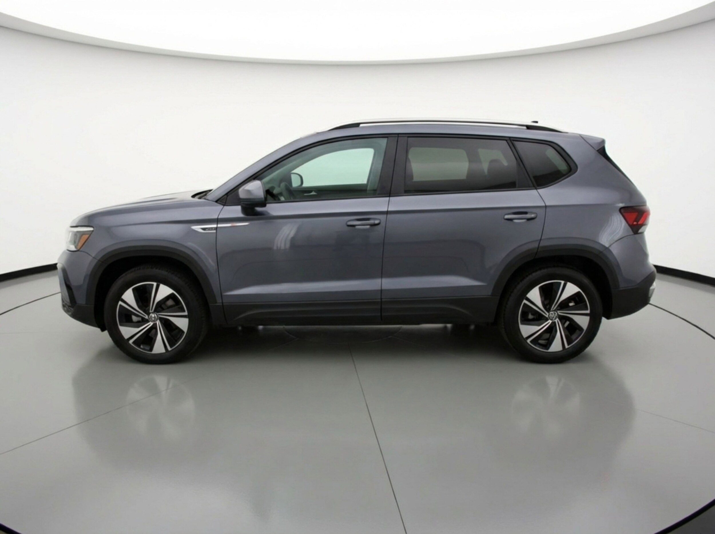 Thumbnail: 2025 Volkswagen Taos - 5