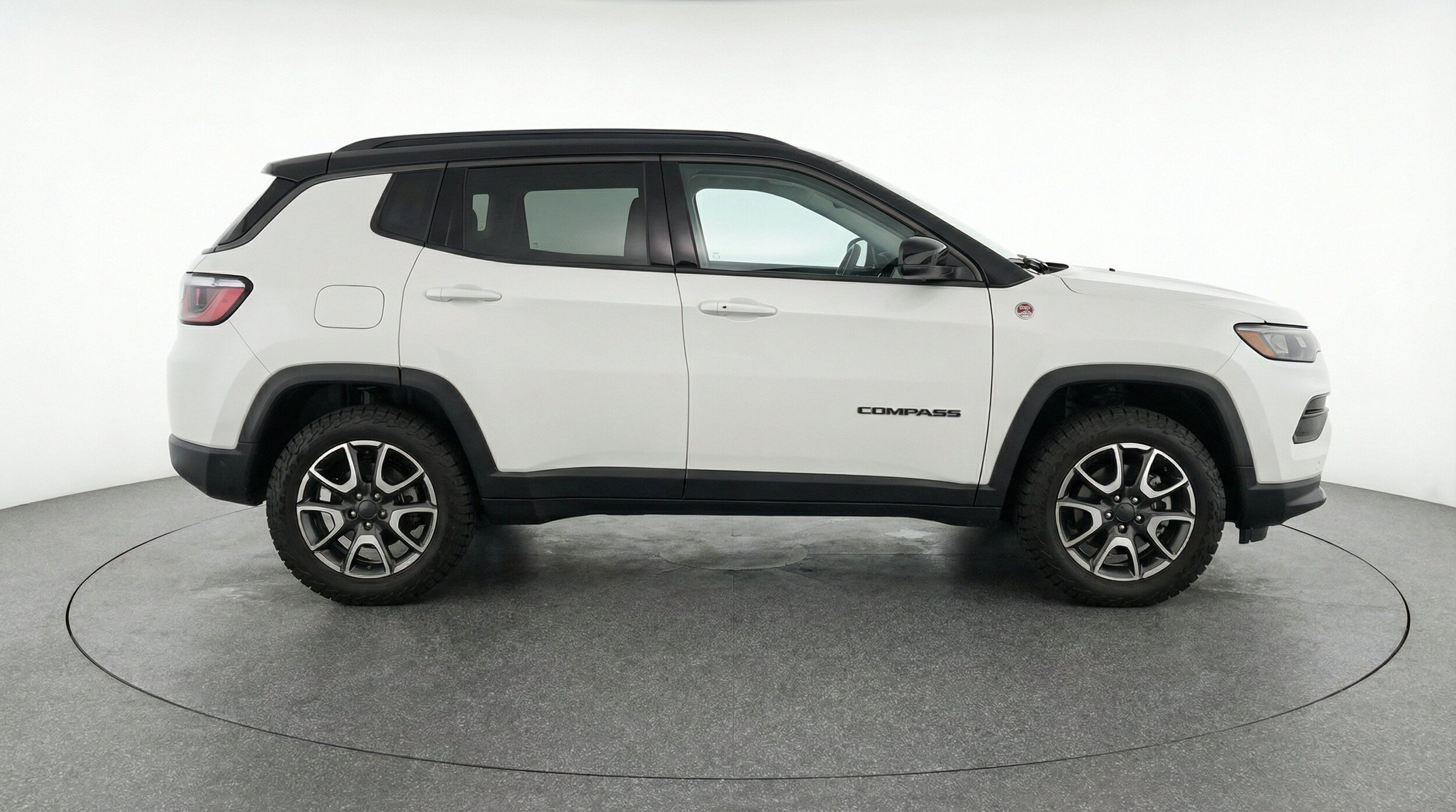 Thumbnail: 2025 Jeep Compass - 11