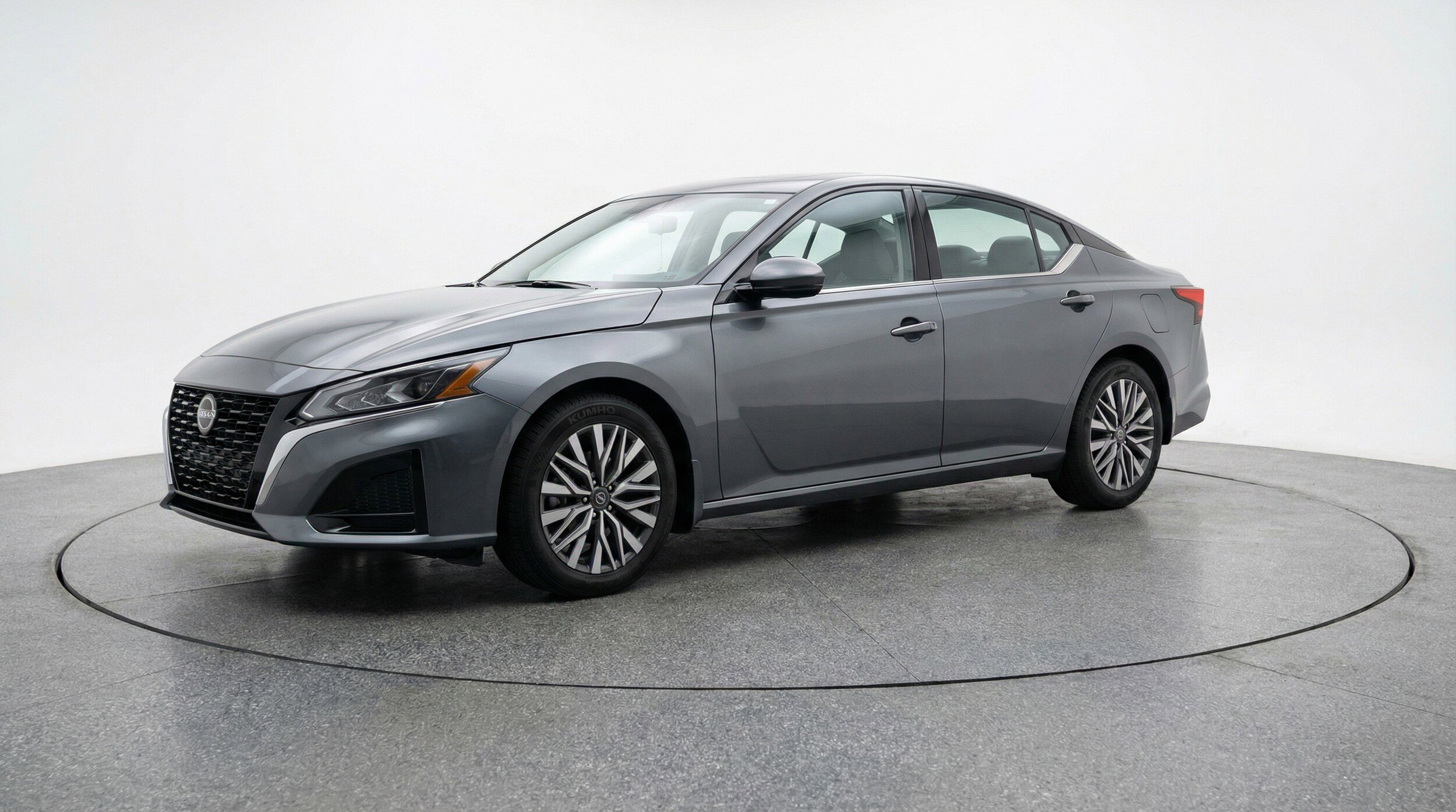 Thumbnail: 2025 Nissan Altima - 3