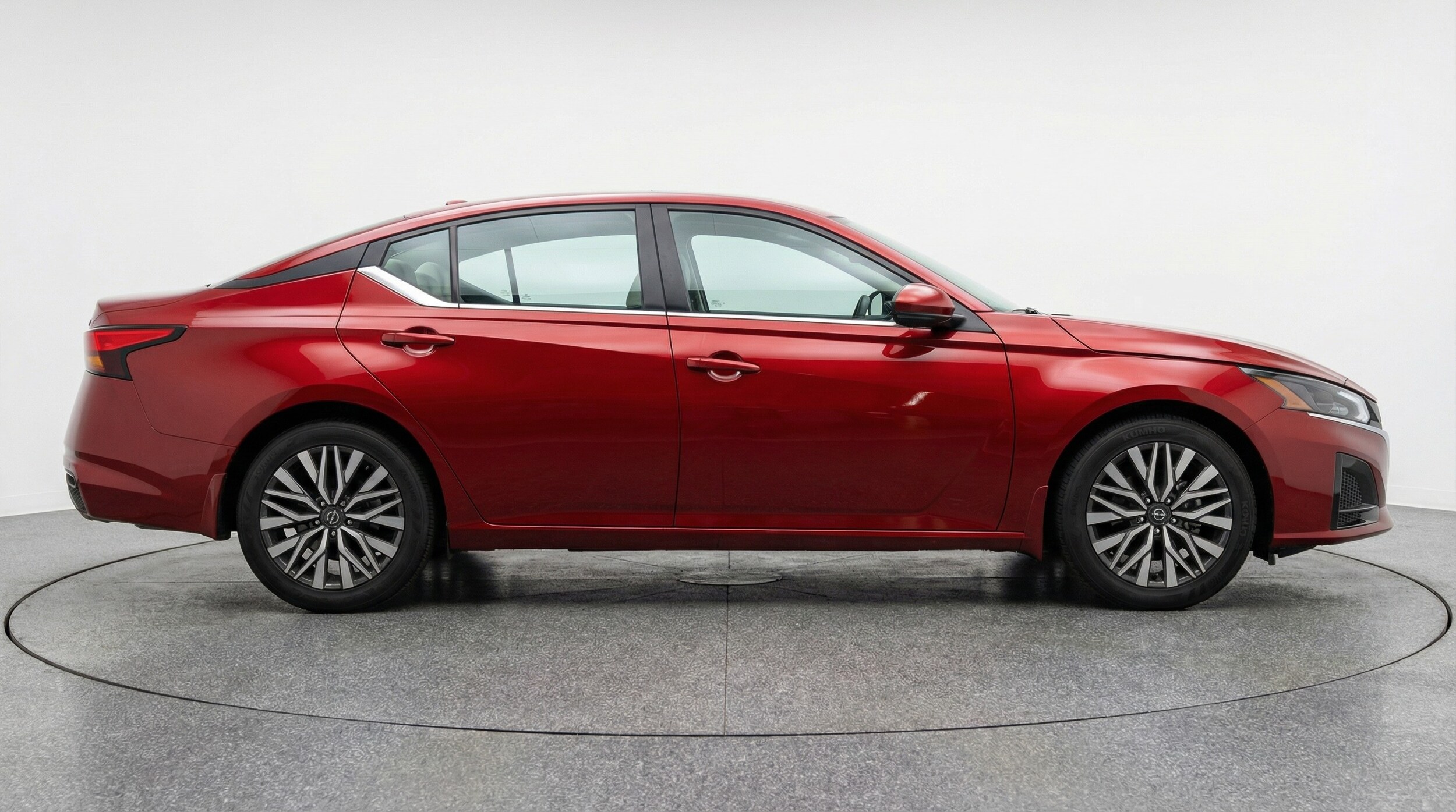 Thumbnail: 2025 Nissan Altima - 8