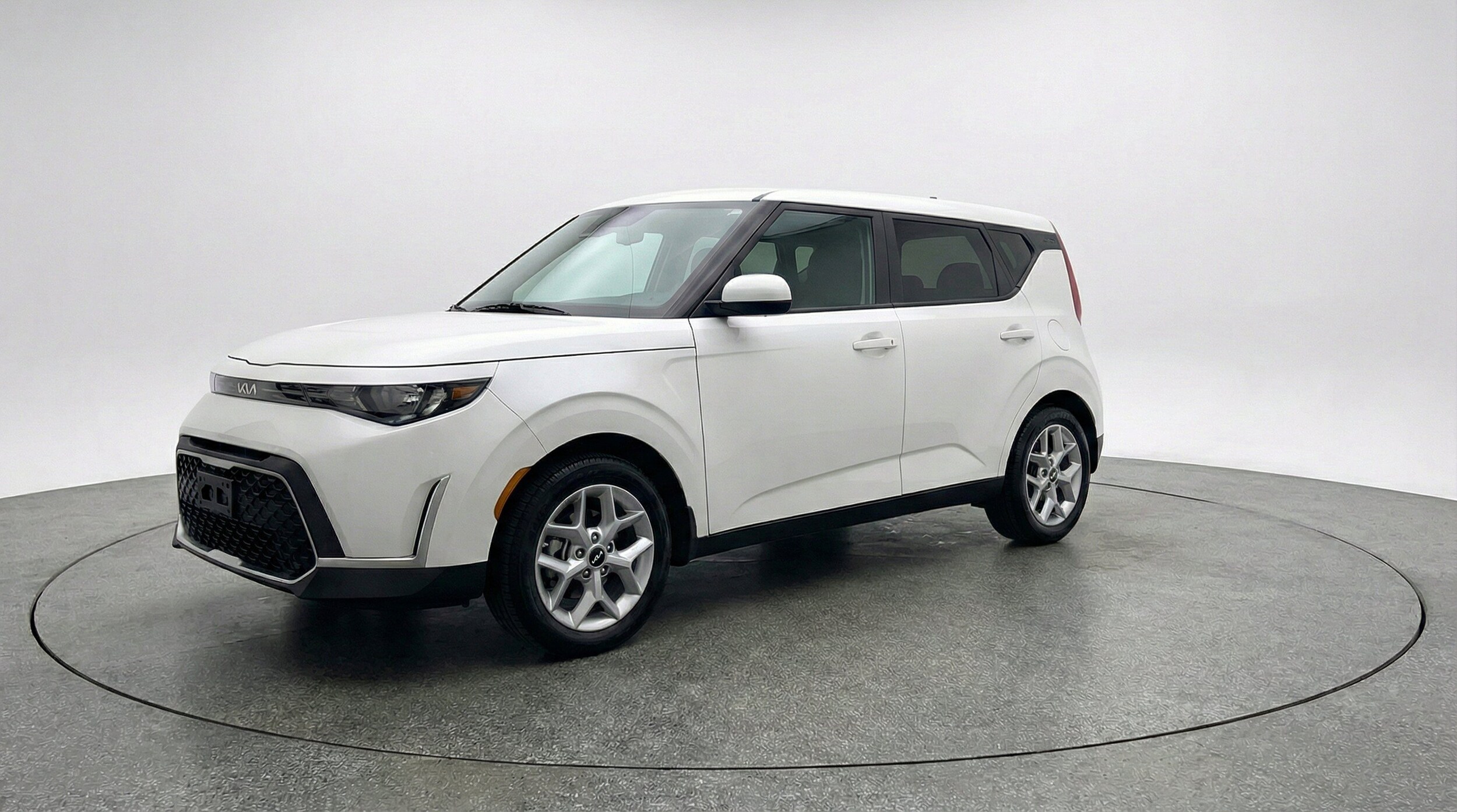 Thumbnail: 2025 Kia Soul - 3