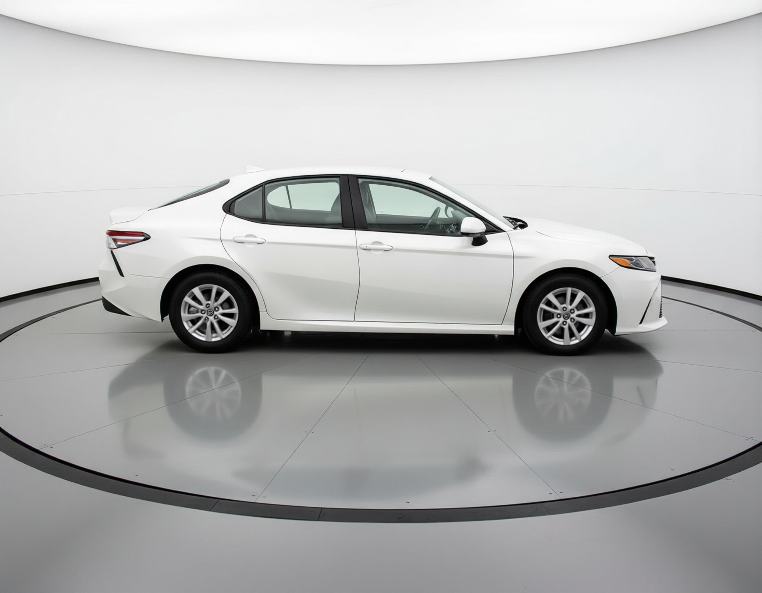 Thumbnail: 2025 Toyota Camry - 8