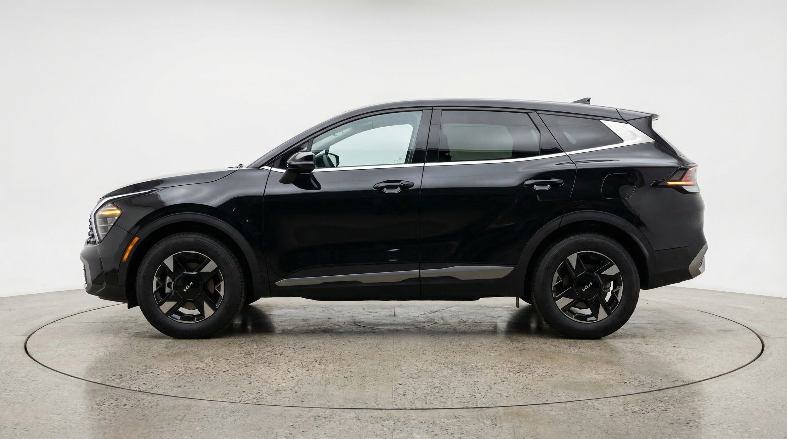 Thumbnail: 2026 Kia Sportage - 5