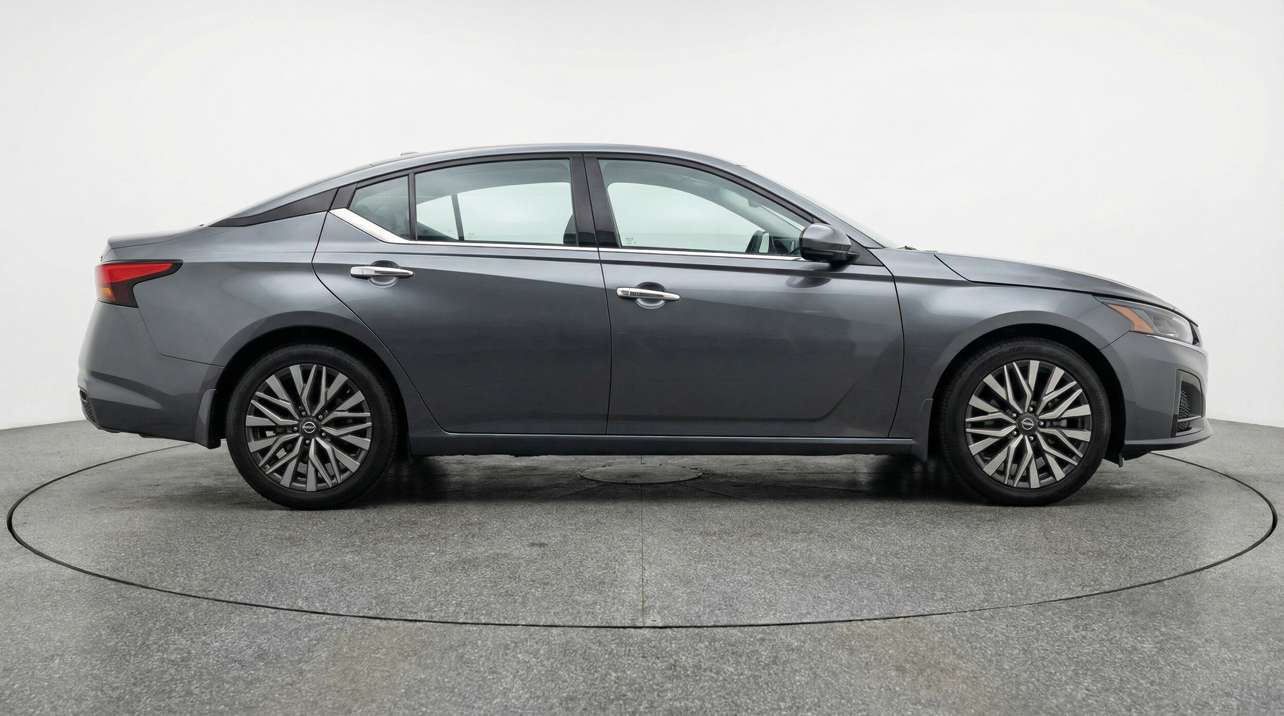 Thumbnail: 2025 Nissan Altima - 8