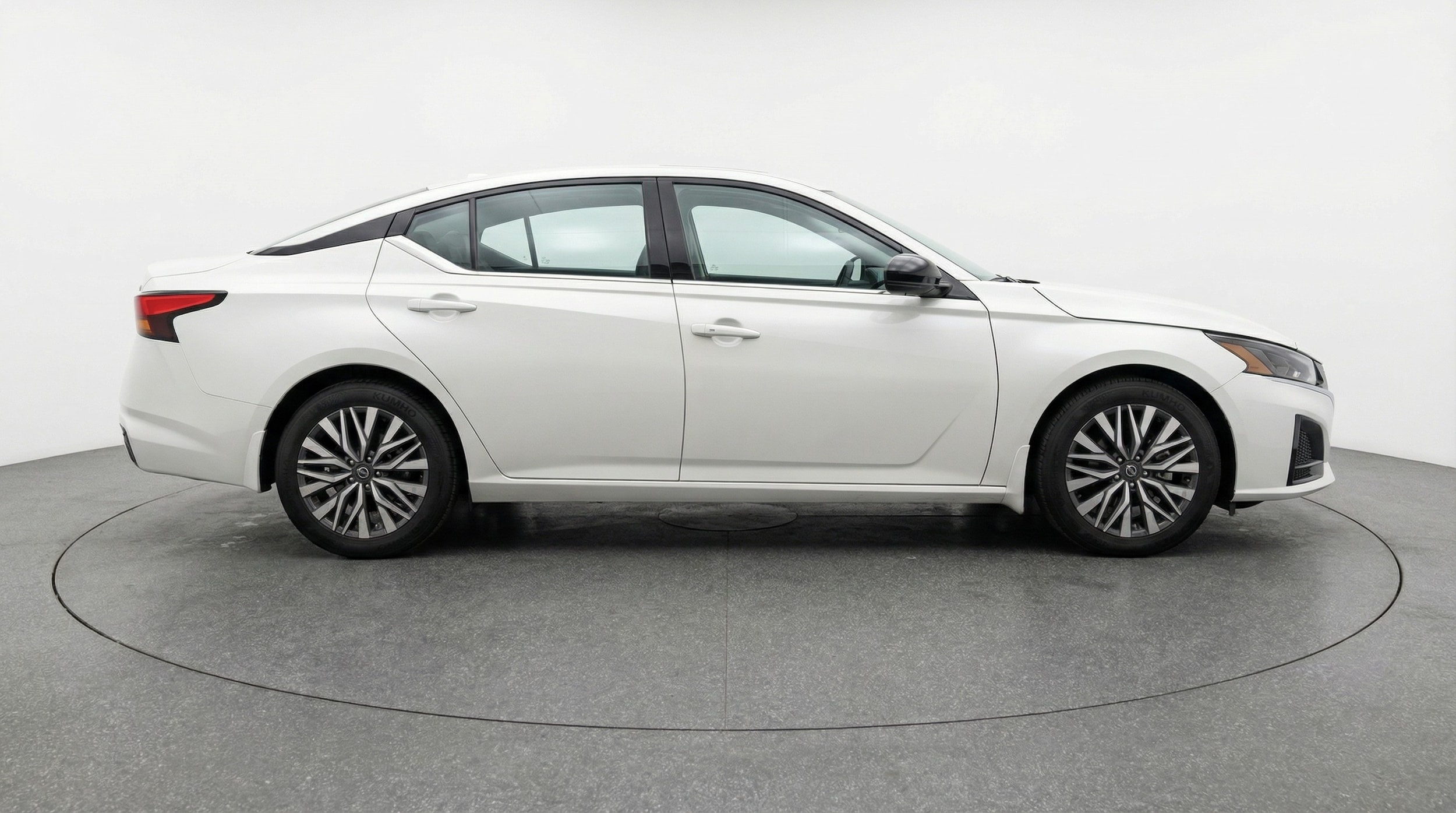 Thumbnail: 2025 Nissan Altima - 8