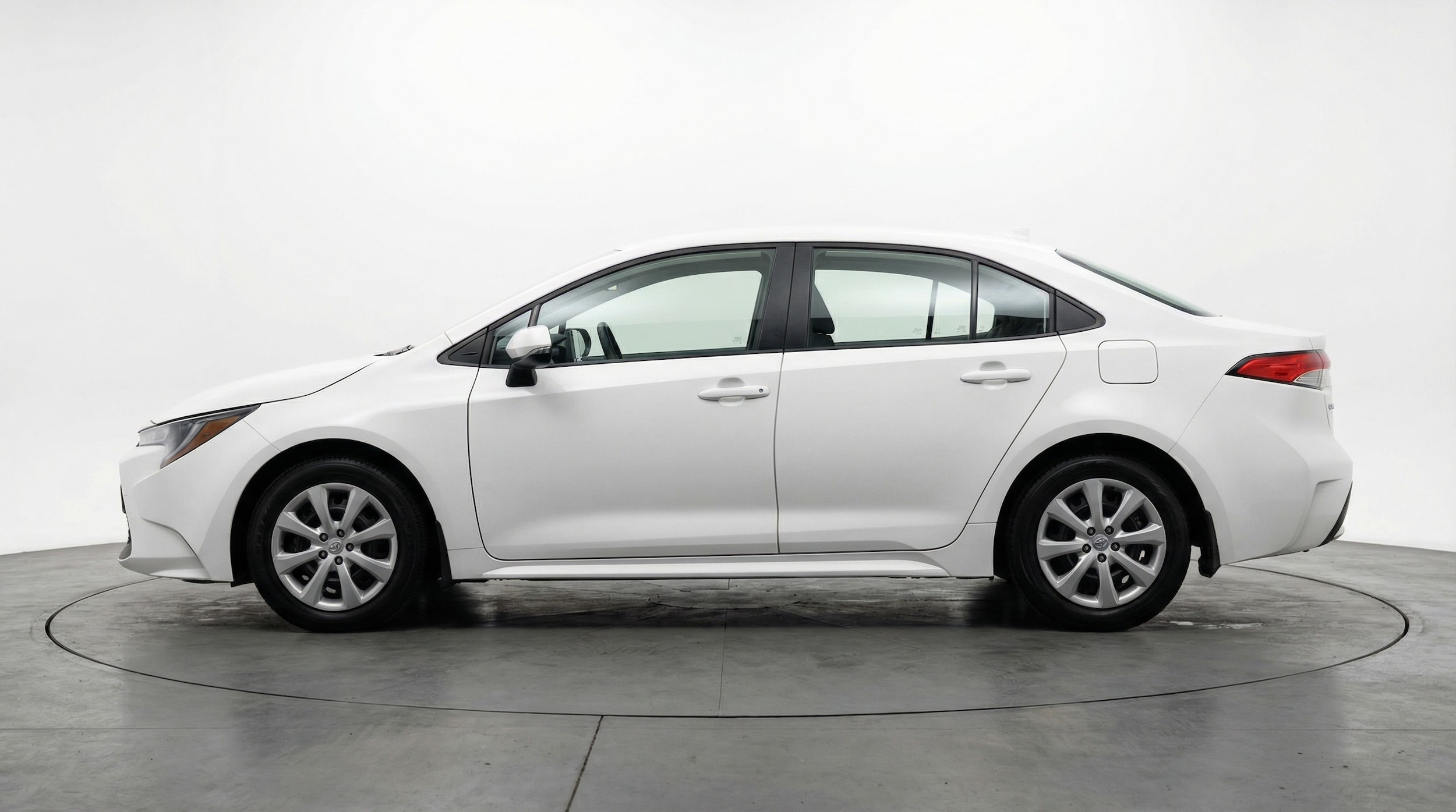 Thumbnail: 2025 Toyota Corolla - 4