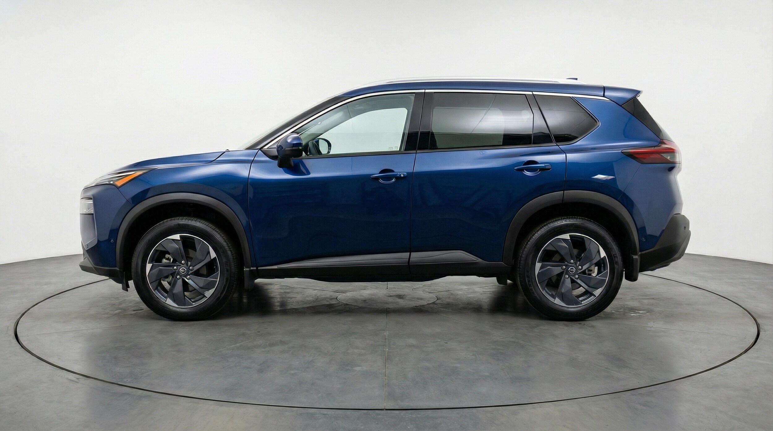 Thumbnail: 2025 Nissan Rogue - 4