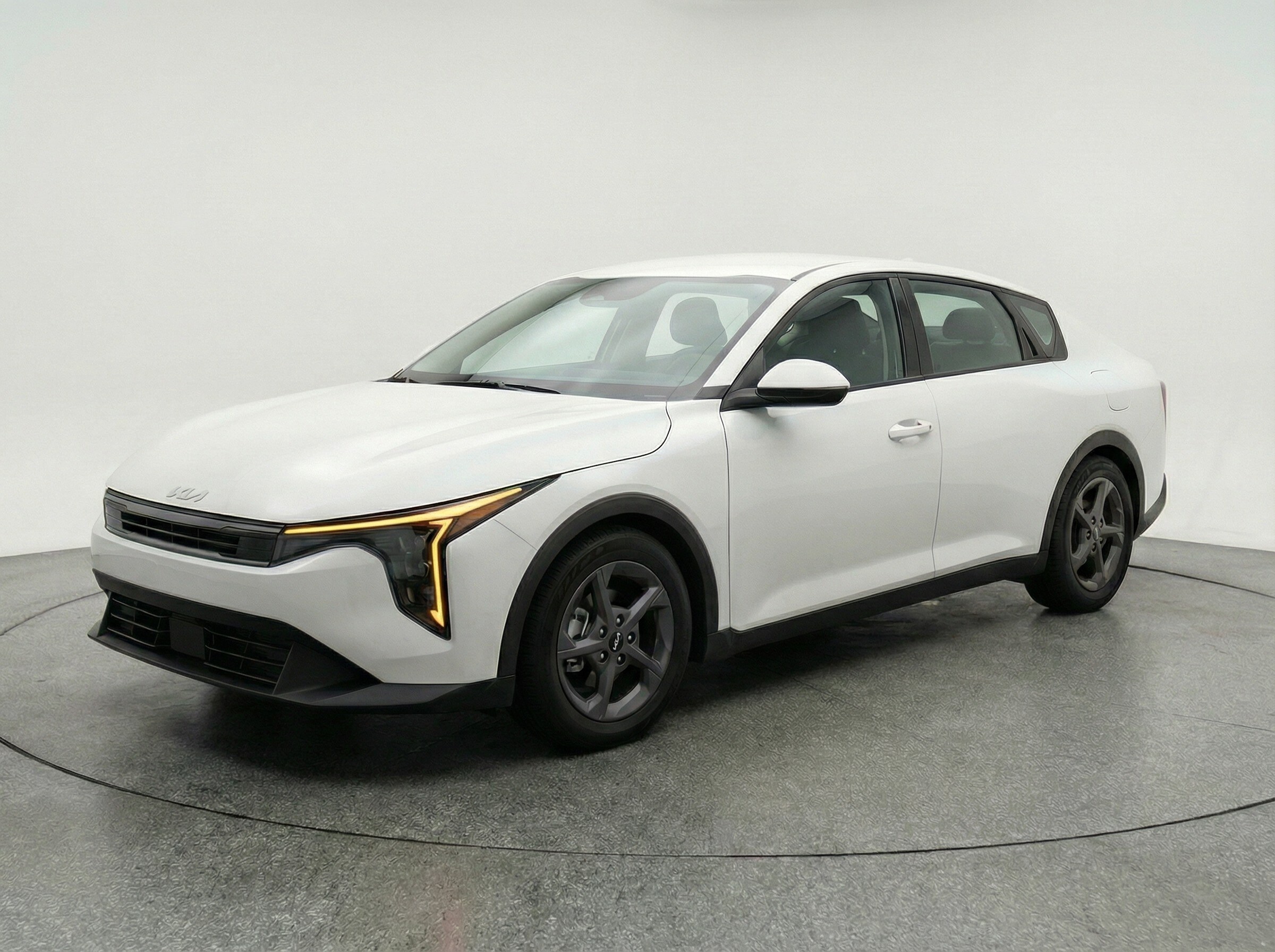 Thumbnail: 2025 Kia K4 - 3