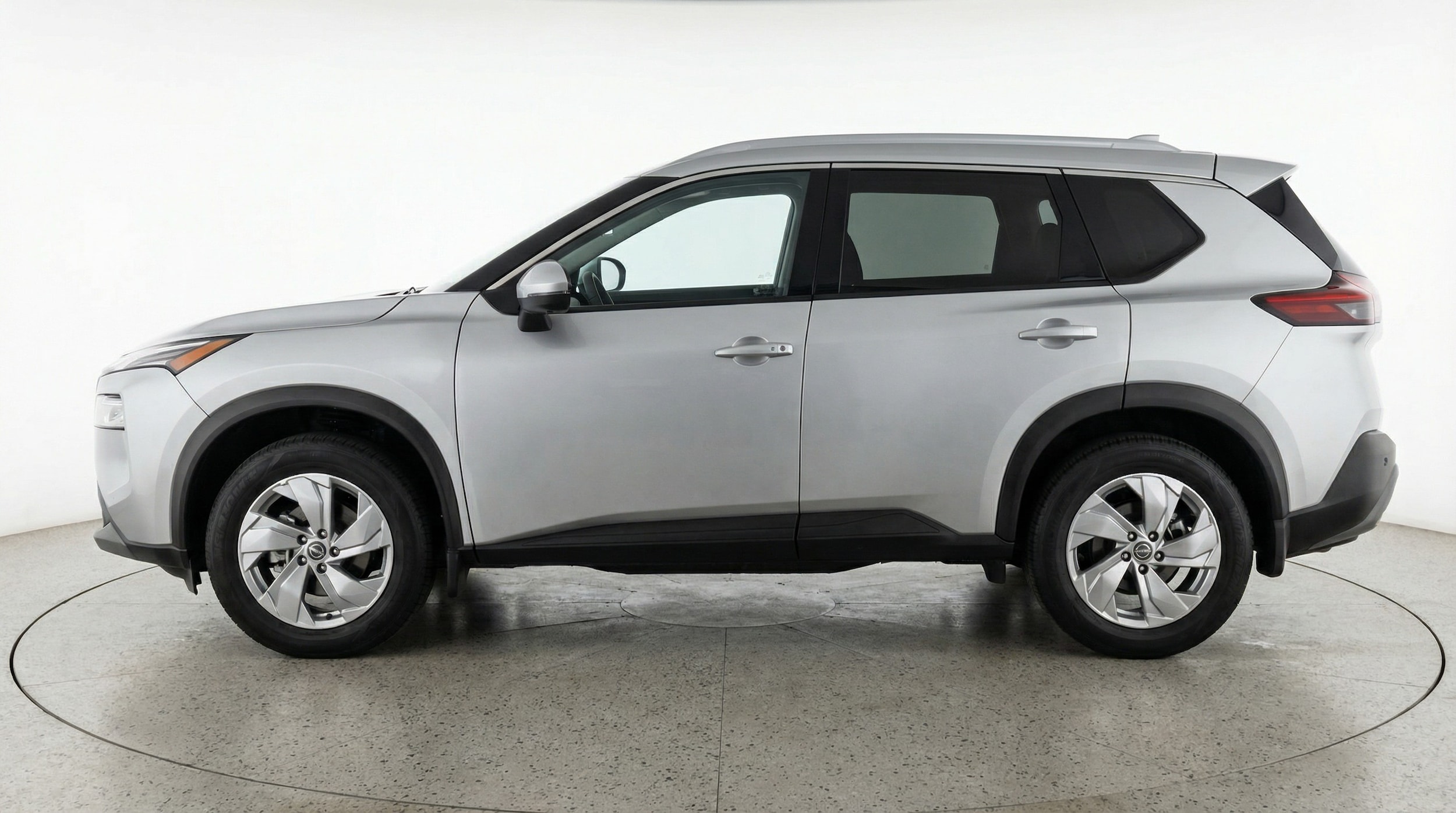 Thumbnail: 2025 Nissan Rogue - 4