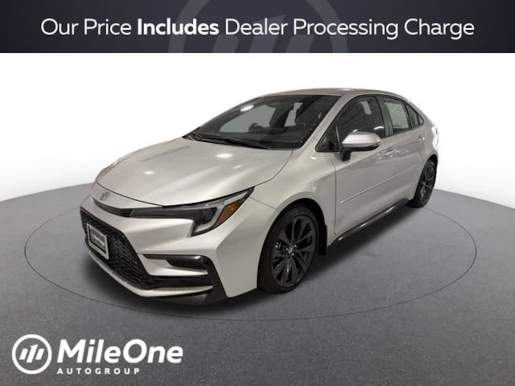 Used 2025 Toyota Corolla SE Sedan