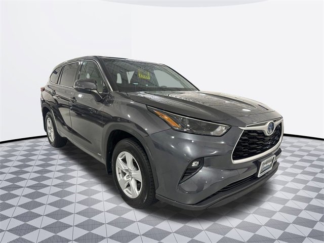 2022 Toyota Highlander Hybrid LE Sport photo 3