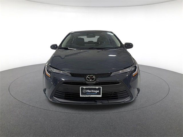 2025 Toyota Corolla LE photo 2