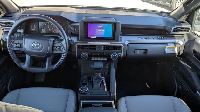 2025 Toyota Tacoma SR5 - Photo 7