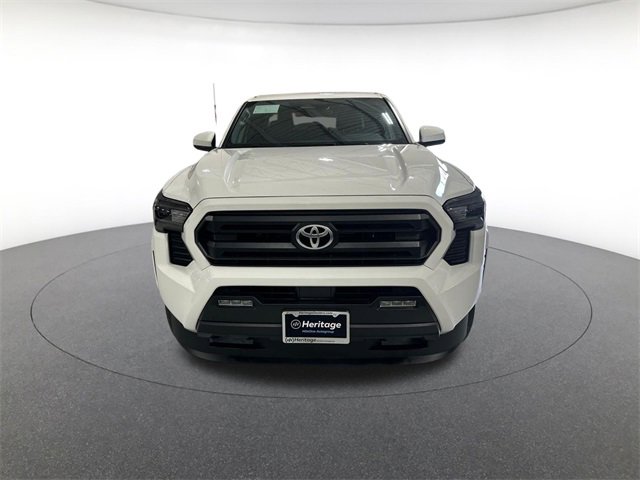 2024 Toyota Tacoma SR5 photo 2