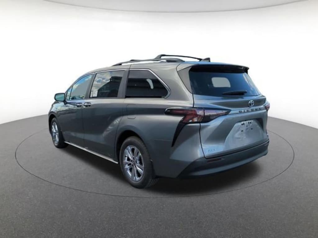 New 2026 Toyota Sienna XLE Van Passenger Van