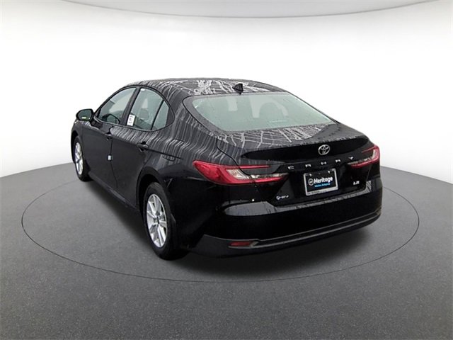 2026 Toyota Camry LE photo 3