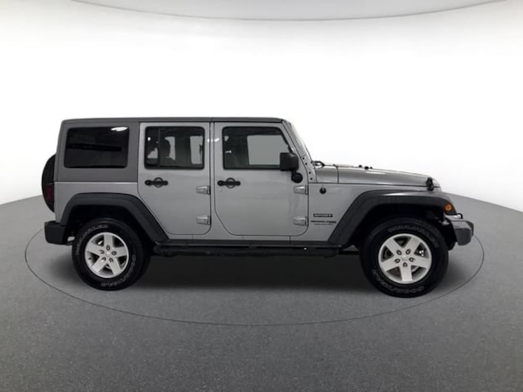Used 2018 Jeep Wrangler JK Unlimited Sport Sport Utility