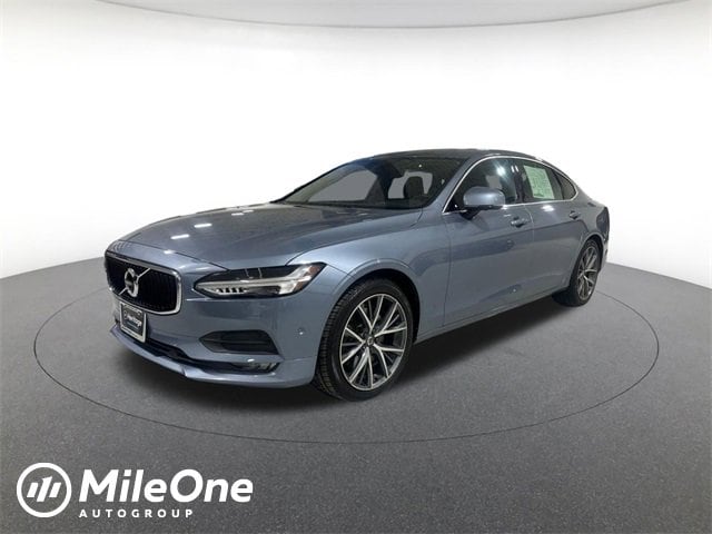 2018 Volvo S90 Momentum