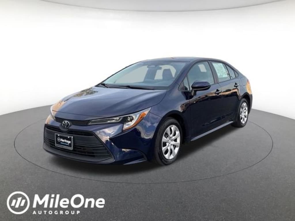Used 2025 Toyota Corolla LE Sedan