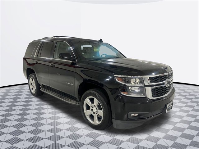 2017 Chevrolet Tahoe LT photo 2