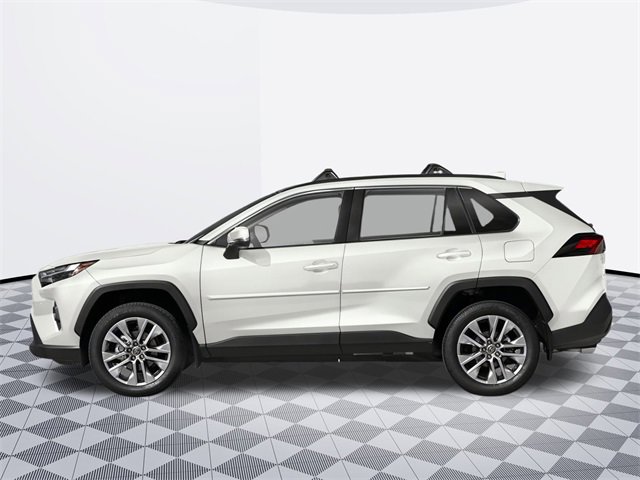 2025 Toyota RAV4 XLE photo 3