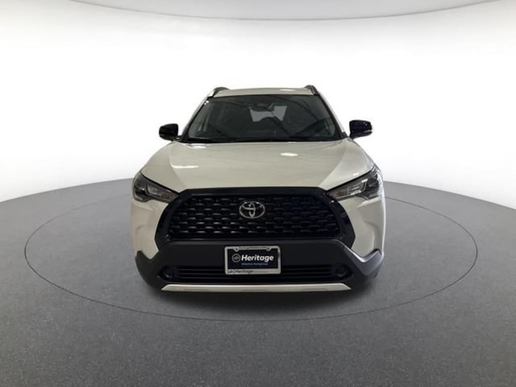 Used 2025 Toyota Corolla Cross LE Sport Utility