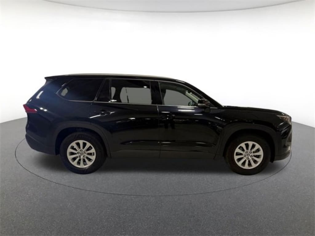 Used 2024 Toyota Grand Highlander XLE Sport Utility